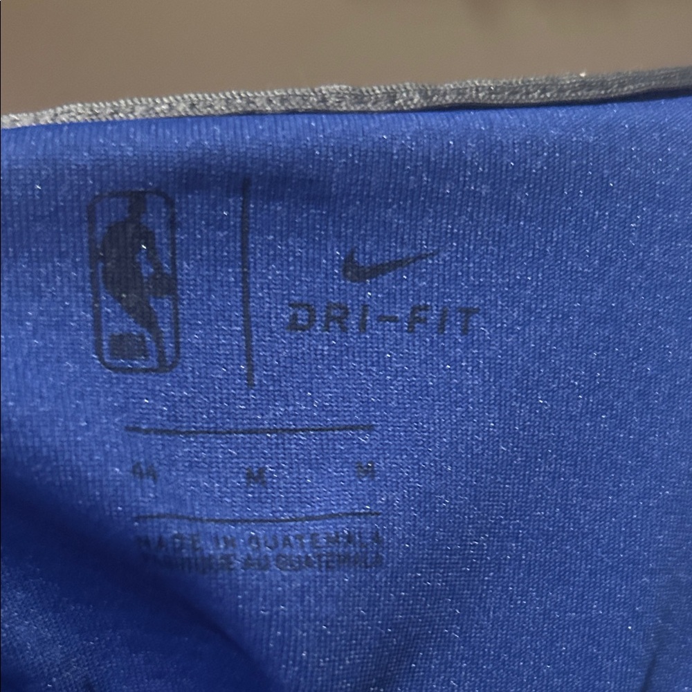 RJ Barrett - former Knick player Medium Adult Nike dry fit jersey - Picture 4 of 4